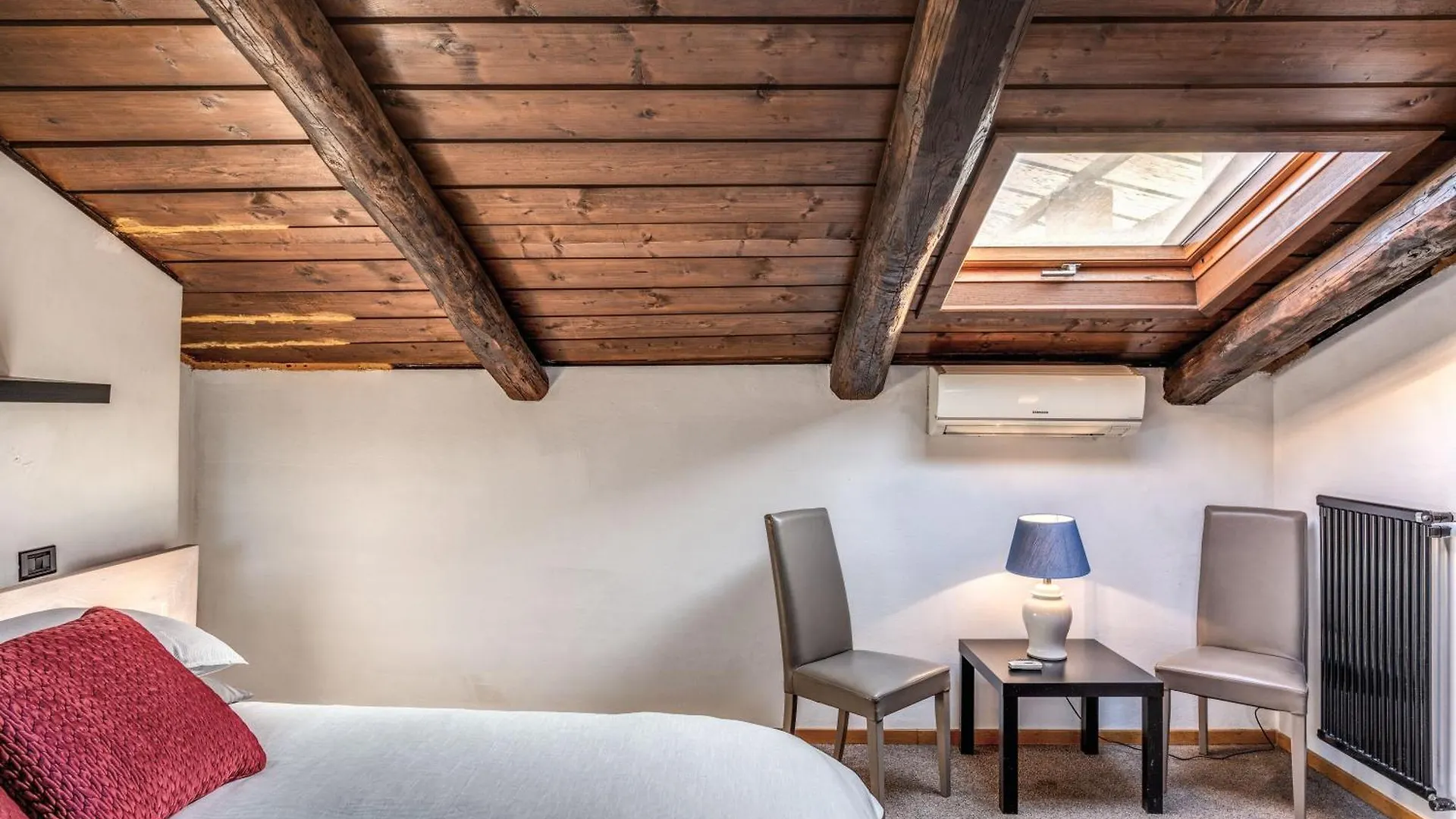 Massimo 60 Apartment By Roman Dreams