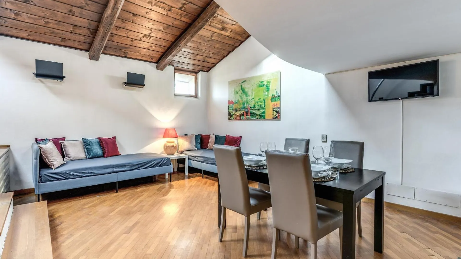 Massimo 60 Apartment By Roman Dreams